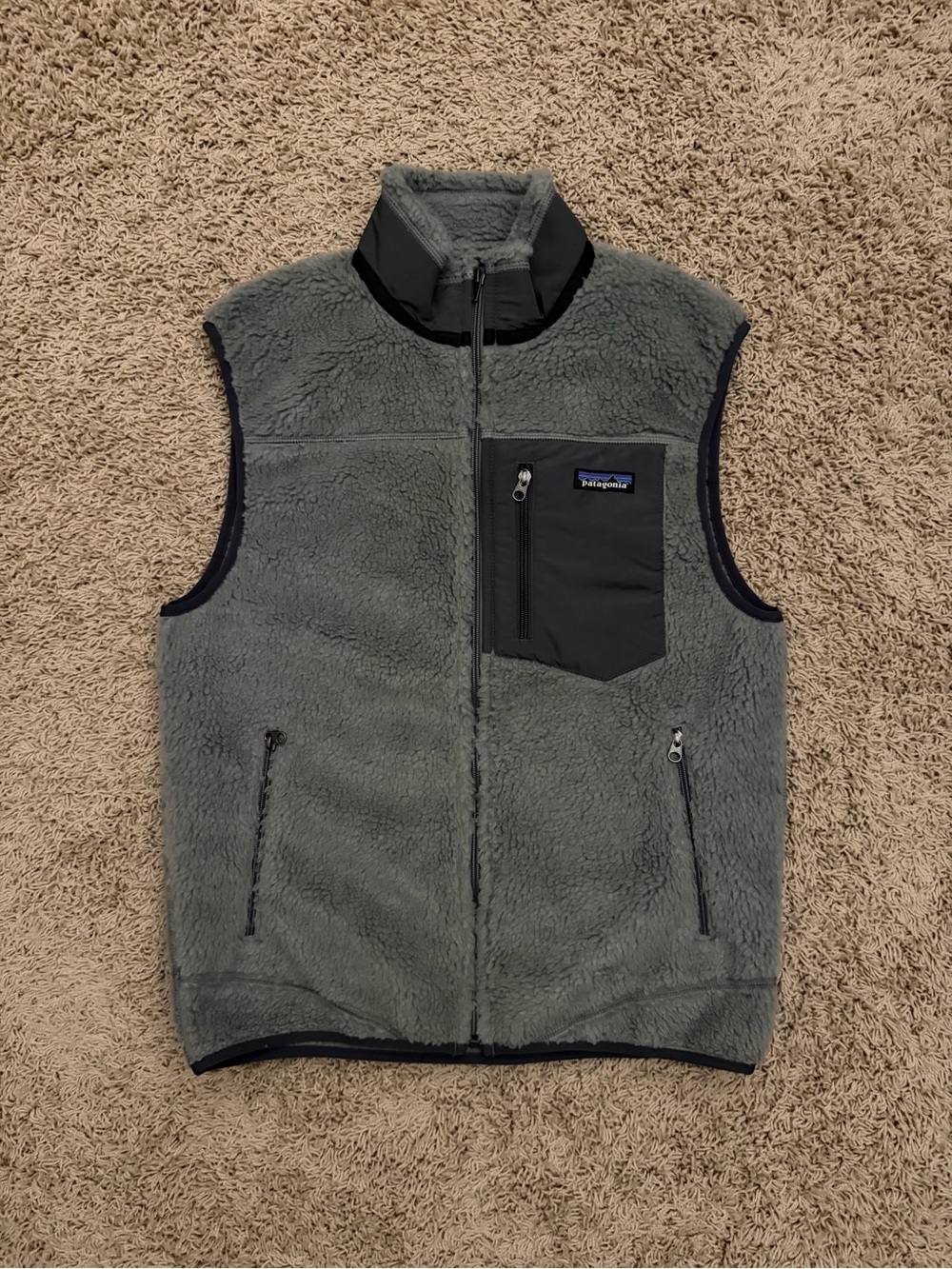 Patagonia Men Sweater Medium Gray Classic Retro-X Deep Pile Fleece Vest